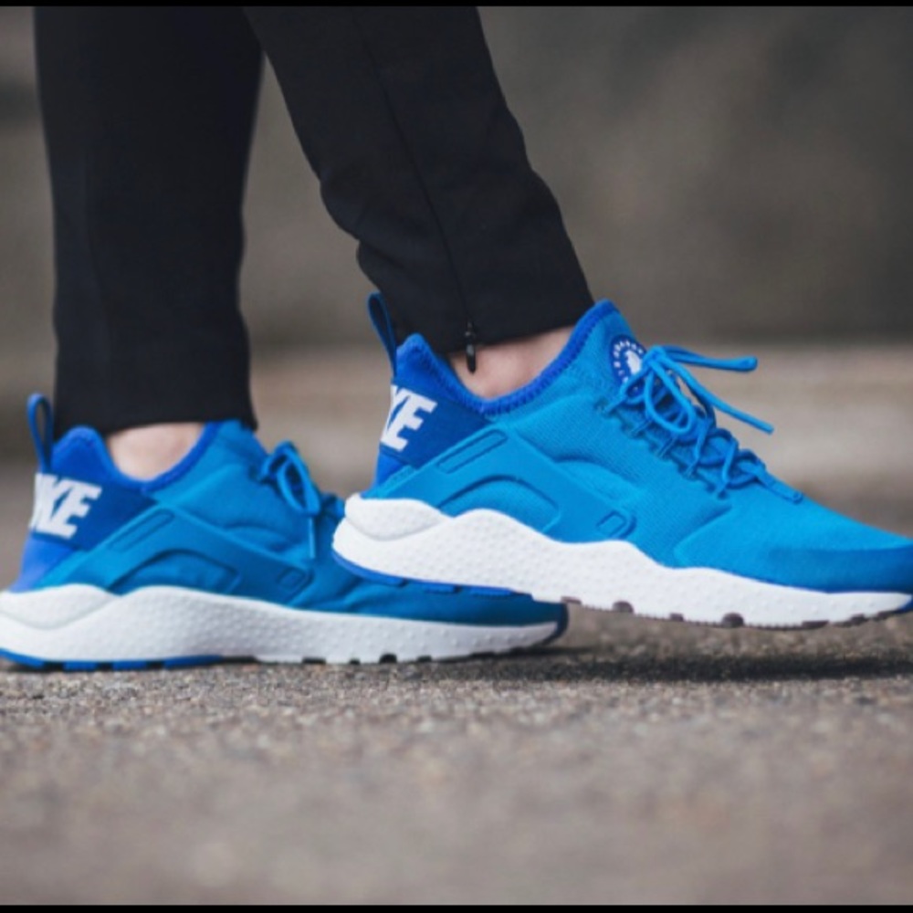 Women’s Nike Air Hurache